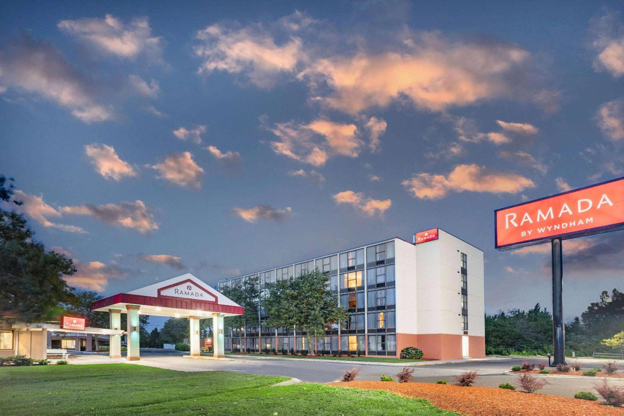 Ramada By Wyndham West Atlantic City Egg Harbor Township Exteriör bild